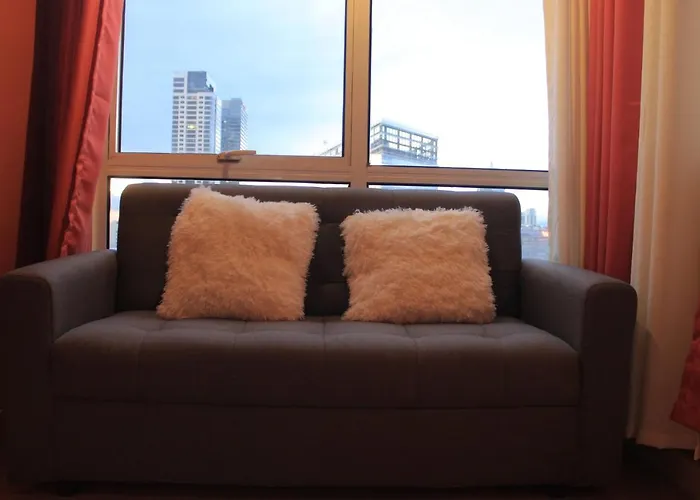 Apartment A2j Bgc Luxury 2br Loft Near Burgos Circle, Malls Manila