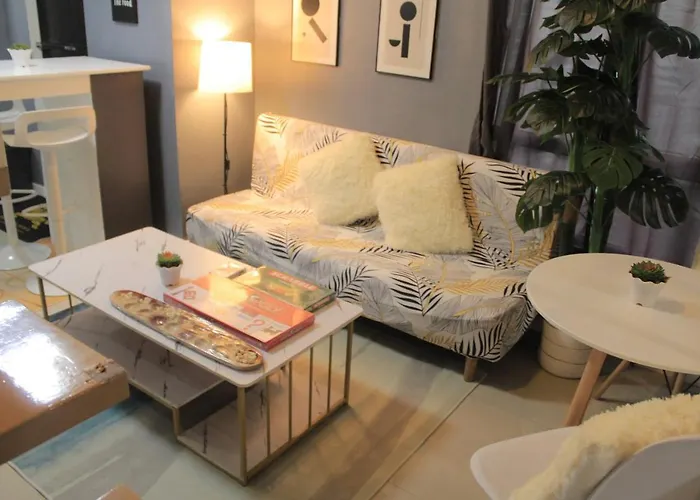 Apartment A2j Bgc Luxury 2br Loft Near Burgos Circle, Malls