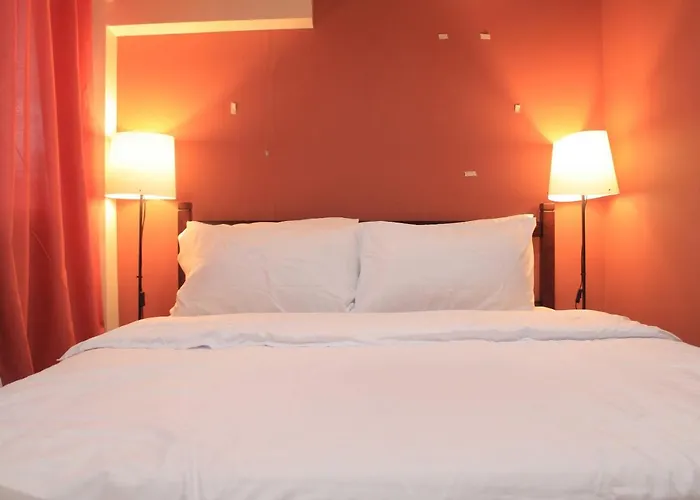 Apartment A2j Bgc Luxury 2br Loft Near Burgos Circle, Malls Manila