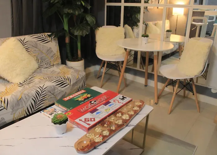 A2j Bgc Luxury 2br Loft Near Burgos Circle, Malls * Manila