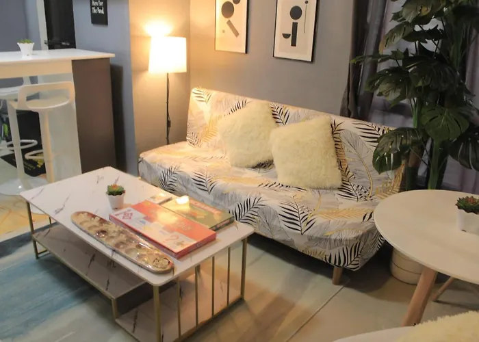 A2j Bgc Luxury 2br Loft Near Burgos Circle, Malls *