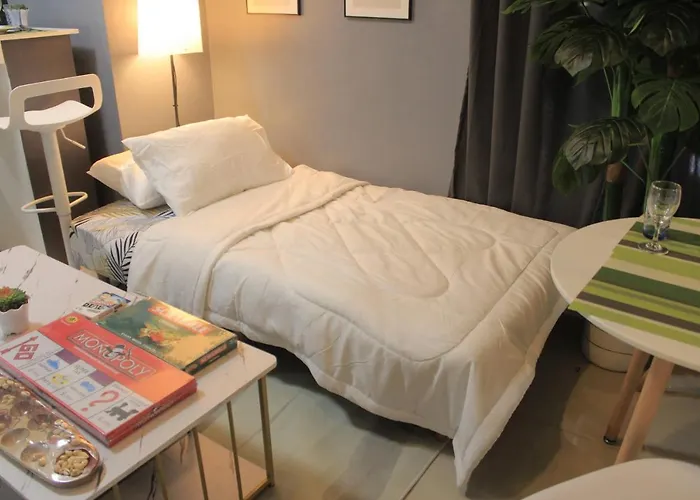 Apartment A2j Bgc Luxury 2br Loft Near Burgos Circle, Malls
