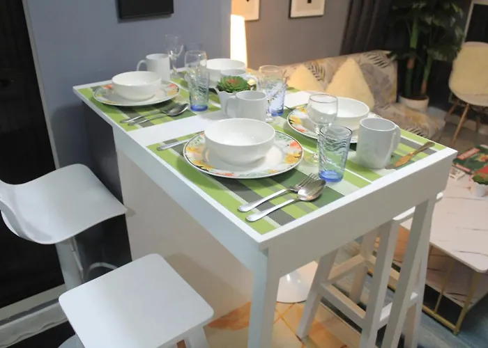 Apartment A2j Bgc Luxury 2br Loft Near Burgos Circle, Malls Manila