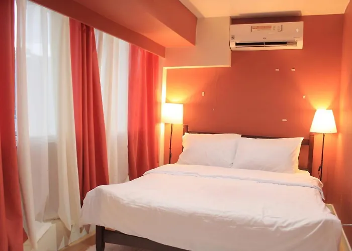 A2j Bgc Luxury 2br Loft Near Burgos Circle, Malls Manila