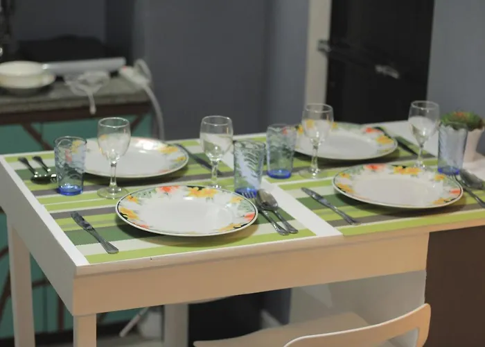 A2j Bgc Luxury 2br Loft Near Burgos Circle, Malls Apartment Manila