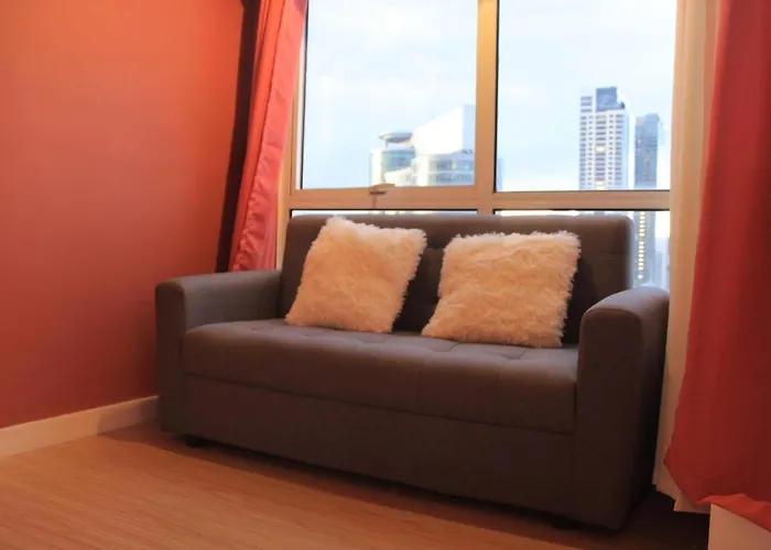 A2j Bgc Luxury 2br Loft Near Burgos Circle, Malls Apartment Manila