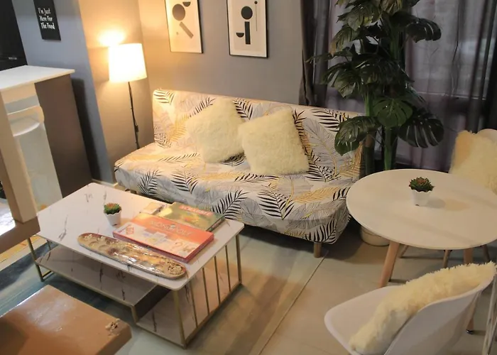 A2j Bgc Luxury 2br Loft Near Burgos Circle, Malls * Manila